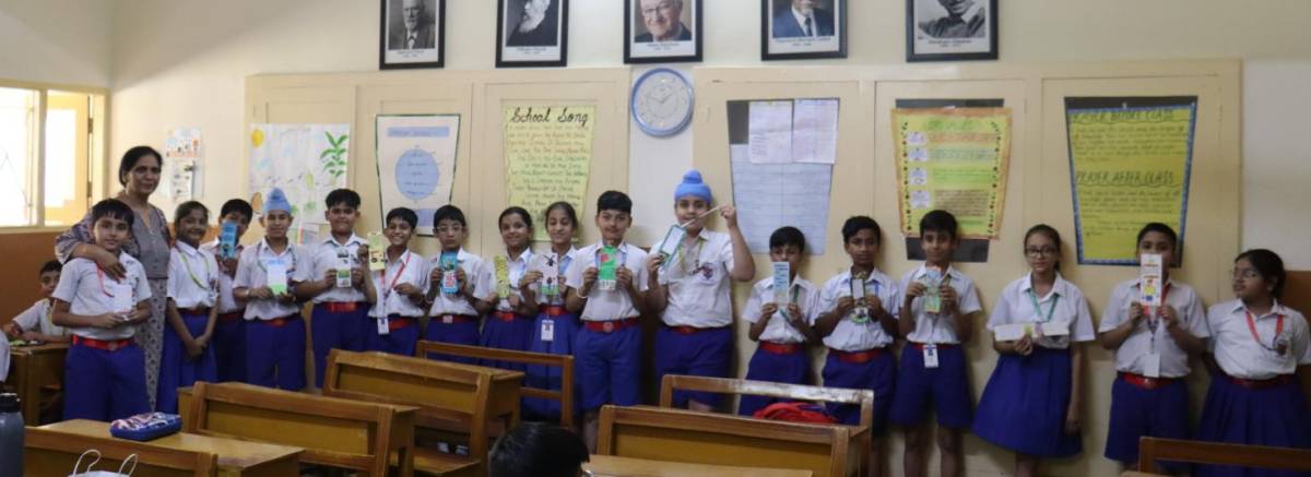 BOOKMARK MAKING ACTIVITY(CLASS 5TH)